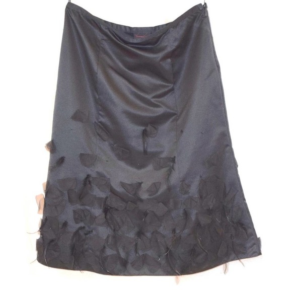 Satin feather and more black evening skirt - Picture 1 of 2